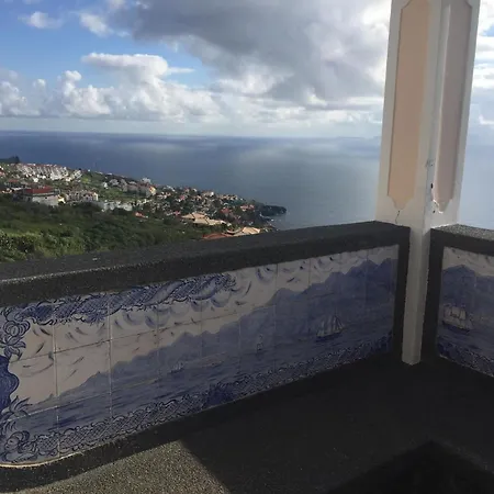 In Mit Garten Und Terrasse * Canico (Madeira)
